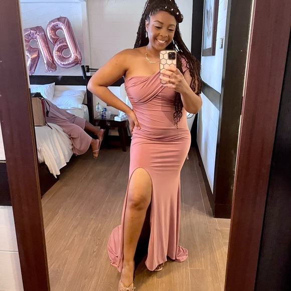 Club L London Blush Pink Maxi Dress - Picture 2 of 2